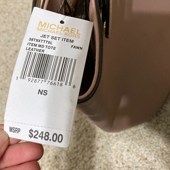 MICHAEL KORS JET SET FAWN TAN SHOULDER BAG NWT / ASIS - Picture 9 of 12